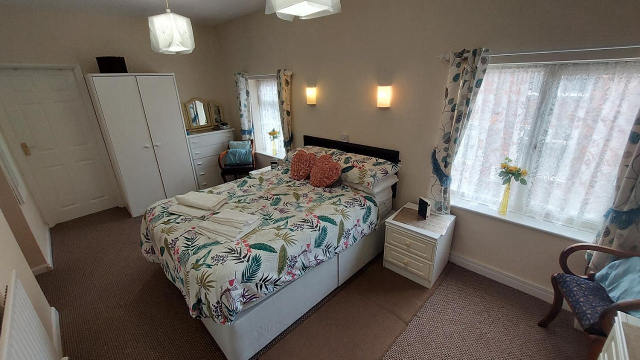Tennyson Lodge Мейбълторп Екстериор снимка