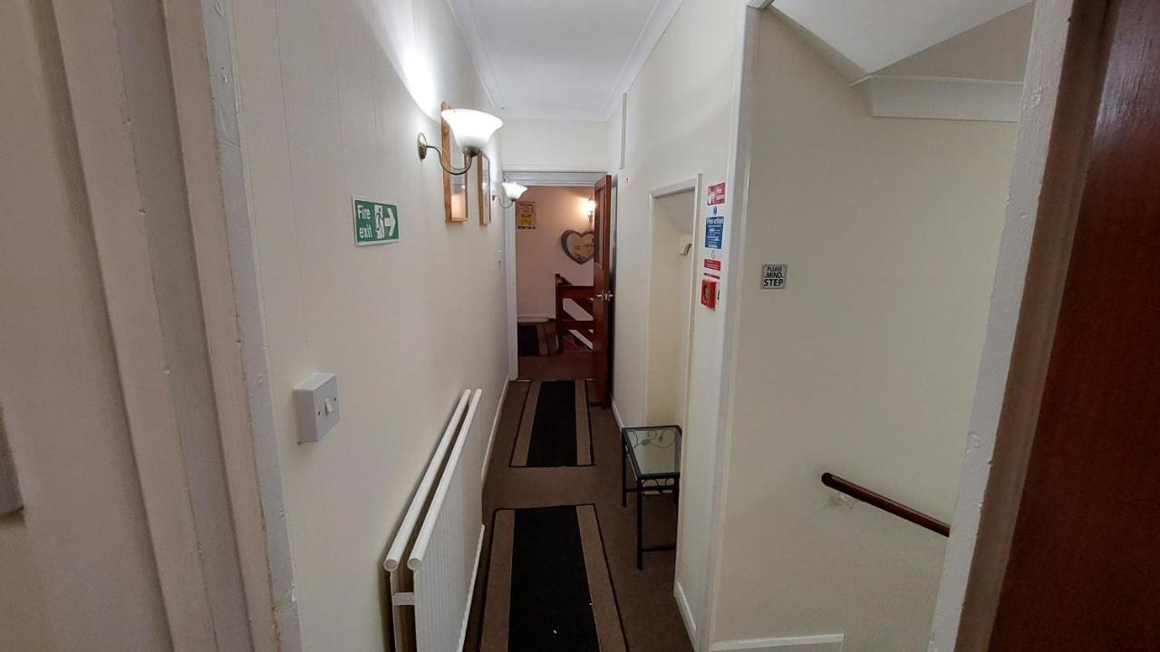 Tennyson Lodge Мейбълторп Екстериор снимка