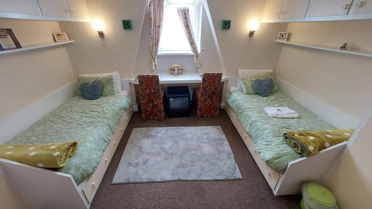 Tennyson Lodge Мейбълторп Екстериор снимка