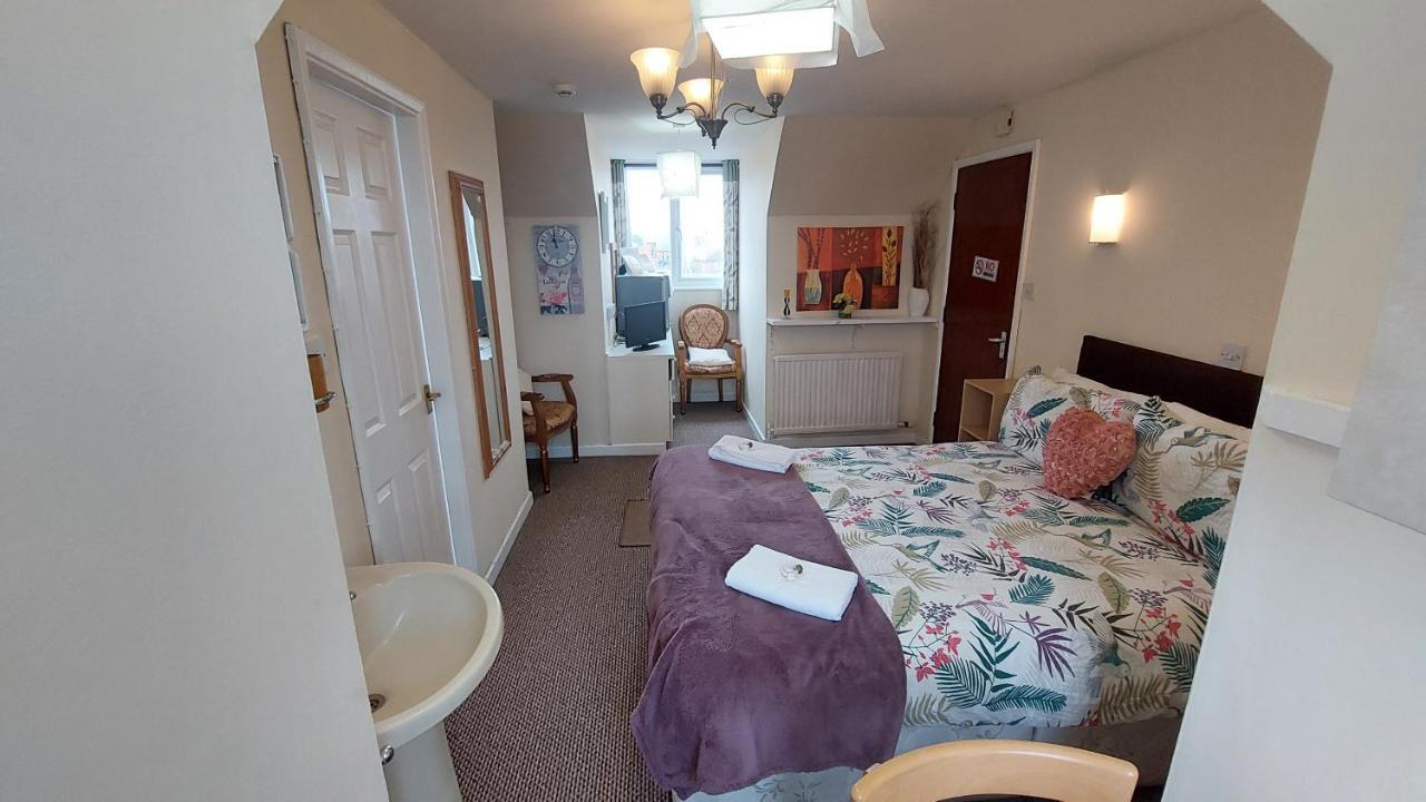 Tennyson Lodge Мейбълторп Екстериор снимка