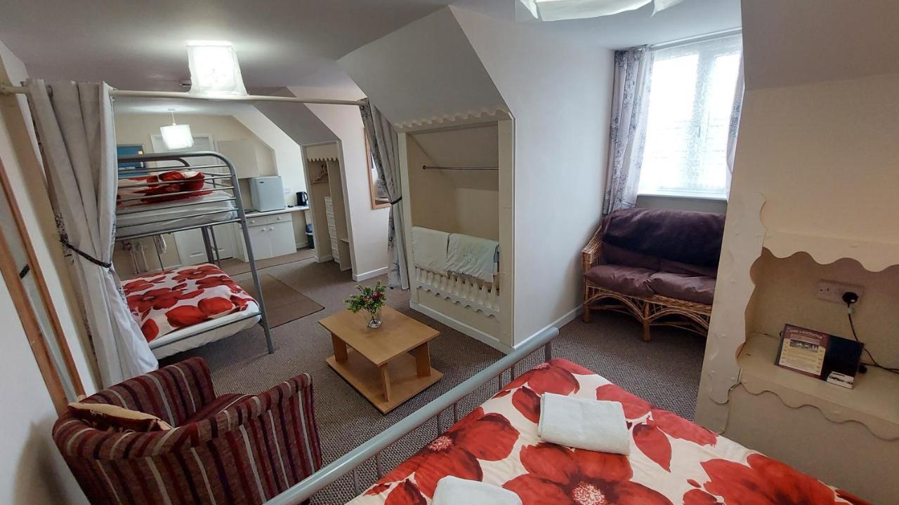 Tennyson Lodge Мейбълторп Екстериор снимка
